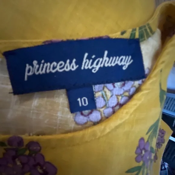 Princess Highway Sold On ModCloth Yellow Floral Bee Cotton Mini Dress Size 10 - Picture 6 of 10